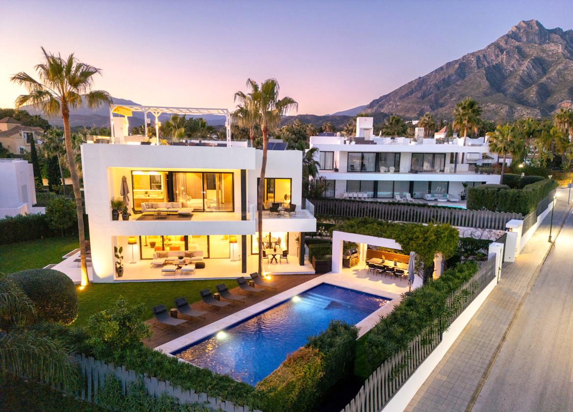 Wynajem nieruchomości w Hiszpanii a podatki w Polsce. Jak rozliczyć się z fiskusem?